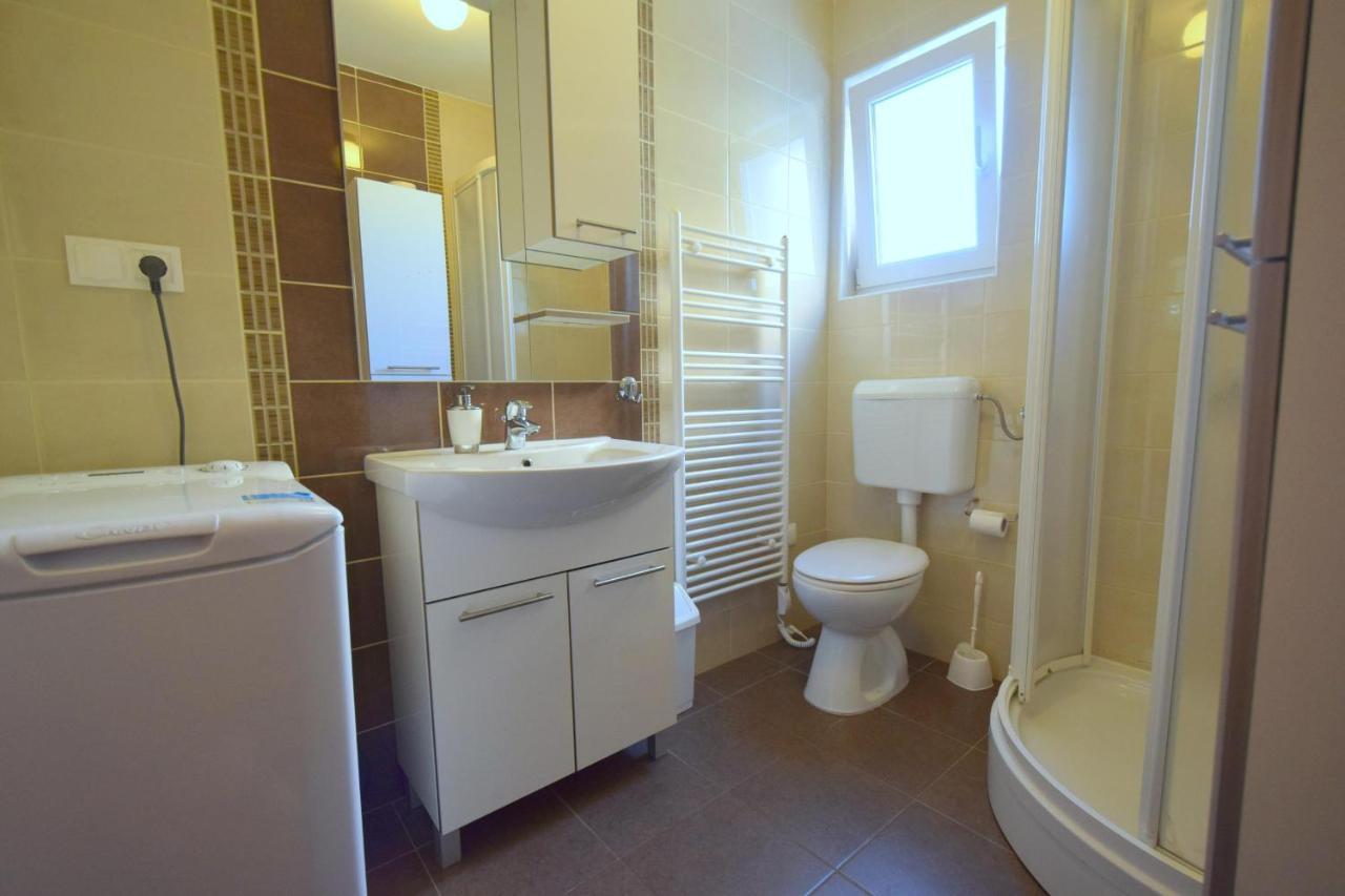 Apartments Marjolovic Нивице Экстерьер фото